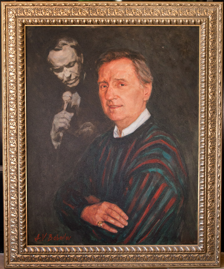 Frank-Senior-Portrait-on-Oil-Canvas_2001_web_prep_720x863px